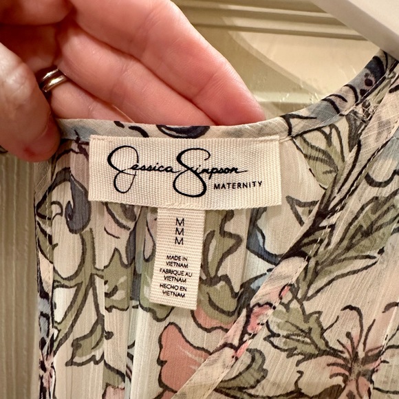 Jessica Simpson Cream Floral Tunic - Picture 5 of 6